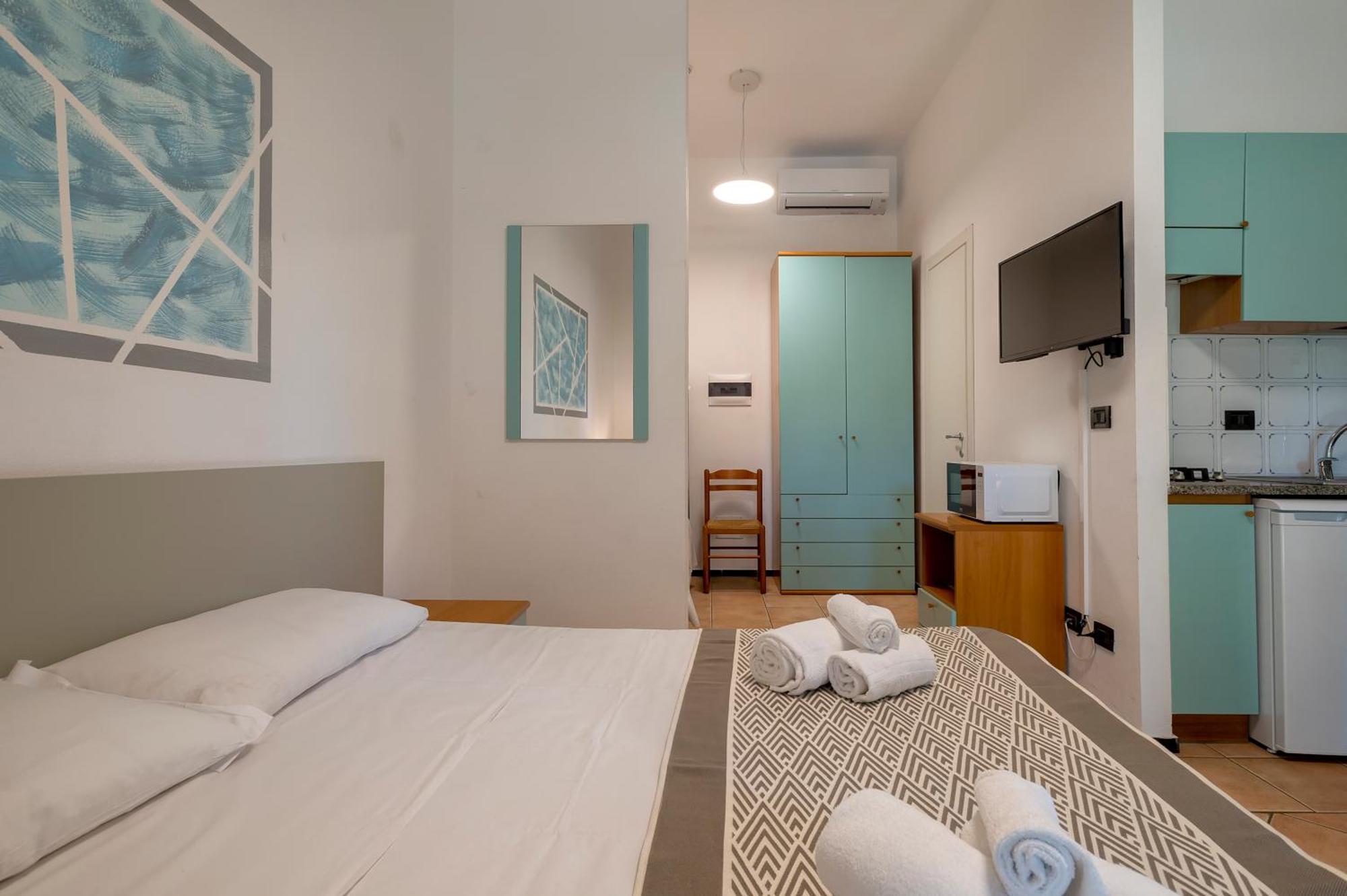 Residence Le Vele Стинтино Екстериор снимка