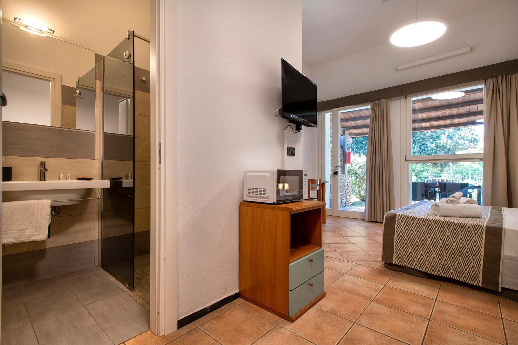 Residence Le Vele Стинтино Екстериор снимка