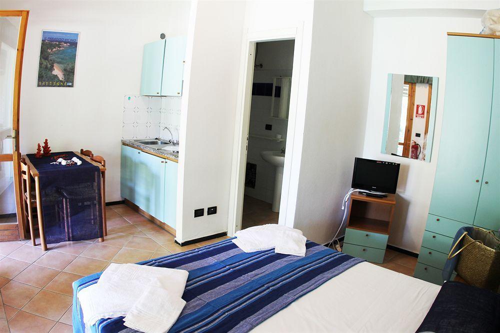Residence Le Vele Стинтино Екстериор снимка