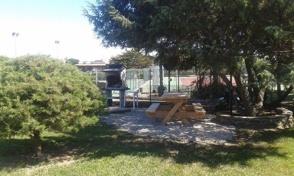 Residence Le Vele Стинтино Екстериор снимка
