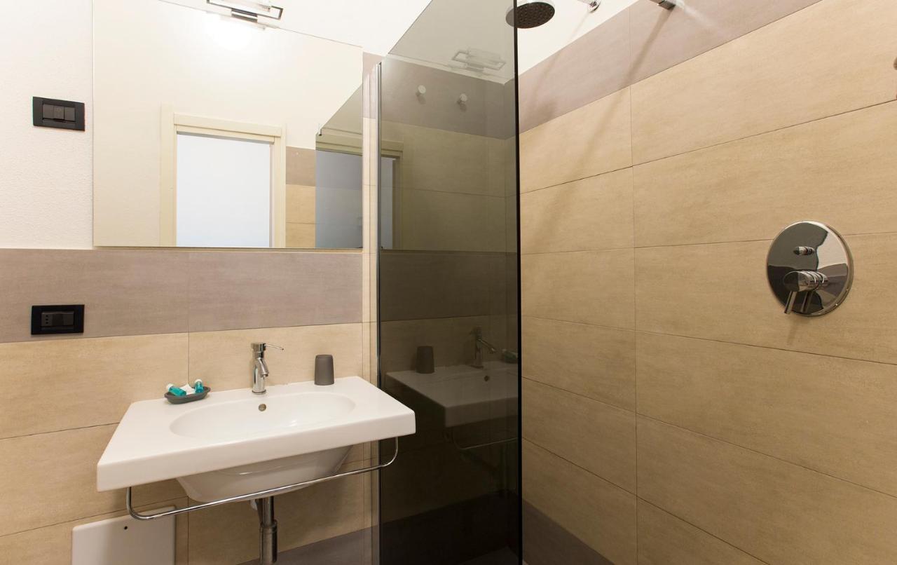 Residence Le Vele Стинтино Екстериор снимка